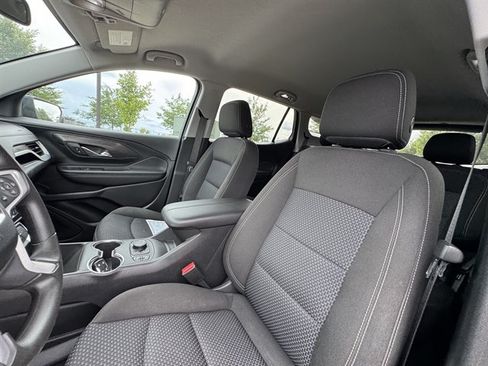 Used 2022 GMC Terrain SLE w/ Driver Convenience Package AWD/4WD image 10