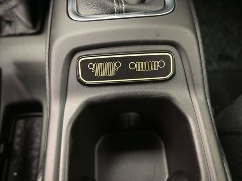 New 2026 Jeep Gladiator Sport AWD/4WD image 31