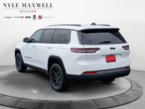 New 2026 Jeep Grand Cherokee L 2WD image 14