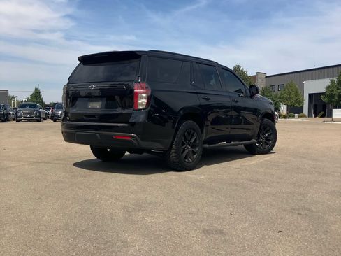Used 2021 Chevrolet Tahoe Z71 w/ Z71 Off-Road Package AWD/4WD image 7