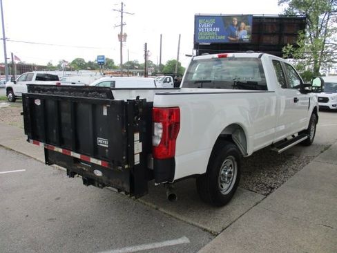Used 2022 Ford F250 XL w/ Power Equipment Group RWD image 5