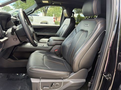 Used 2024 Ford Expedition Max Platinum AWD/4WD image 13