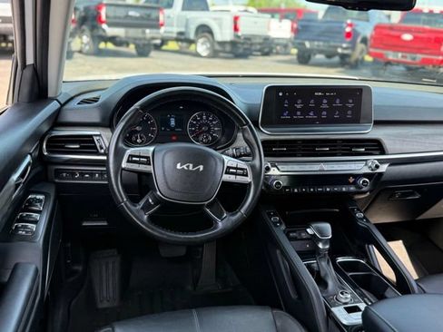 Used 2022 Kia Telluride EX w/ Towing Package AWD/4WD image 7