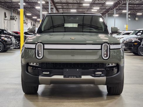 Used 2023 Rivian R1S Launch Edition image 2