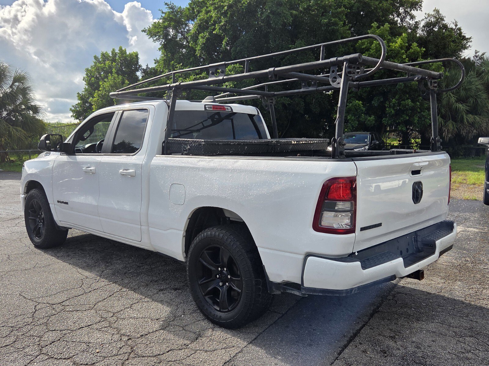 Used 2021 RAM 1500 Big Horn RWD image 3