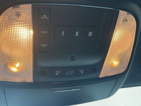 Used 2024 Dodge Durango GT AWD/4WD image 19
