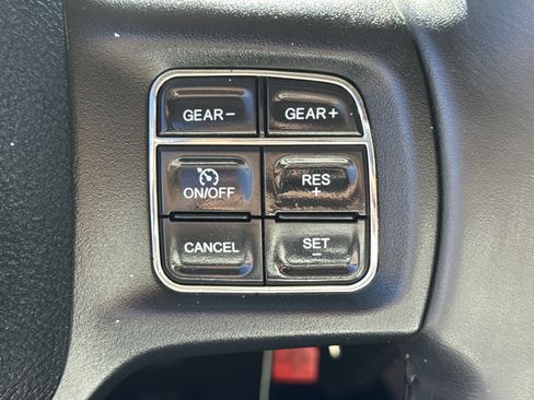 Used 2017 RAM 1500 Lone Star image 34