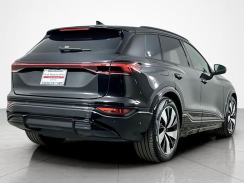 Used 2025 Audi SQ6 e-tron Premium w/ Convenience Package AWD/4WD image 5