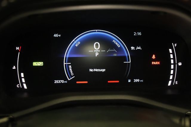 Used 2025 Toyota Camry SE w/ Convenience Package FWD image 19