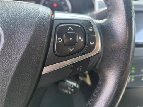 Used 2016 Toyota Camry SE FWD image 15