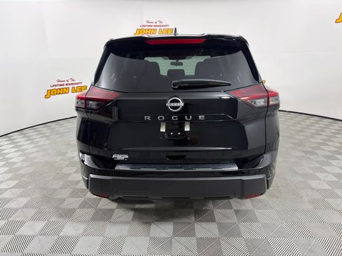New 2026 Nissan Rogue SV image 4