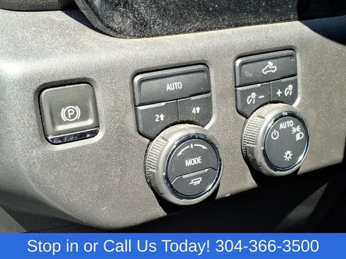 Used 2024 Chevrolet Silverado 1500 LT AWD/4WD image 25