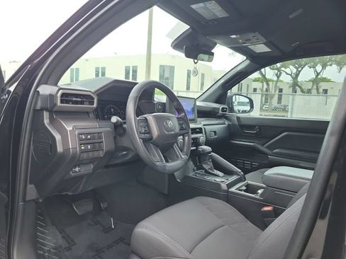Used 2026 Toyota Tacoma SR5 RWD image 10
