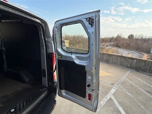 Used 2016 Ford Transit 150 130 Low Roof image 29