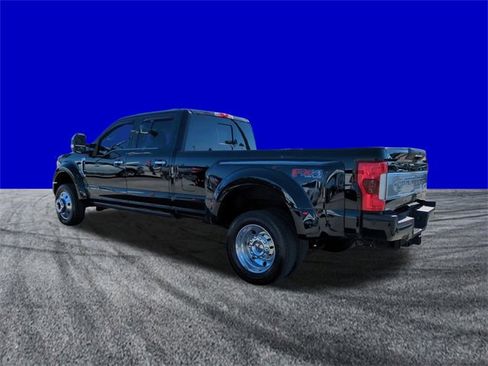 Certified 2018 Ford F450 Platinum w/ Platinum Ultimate Package image 6