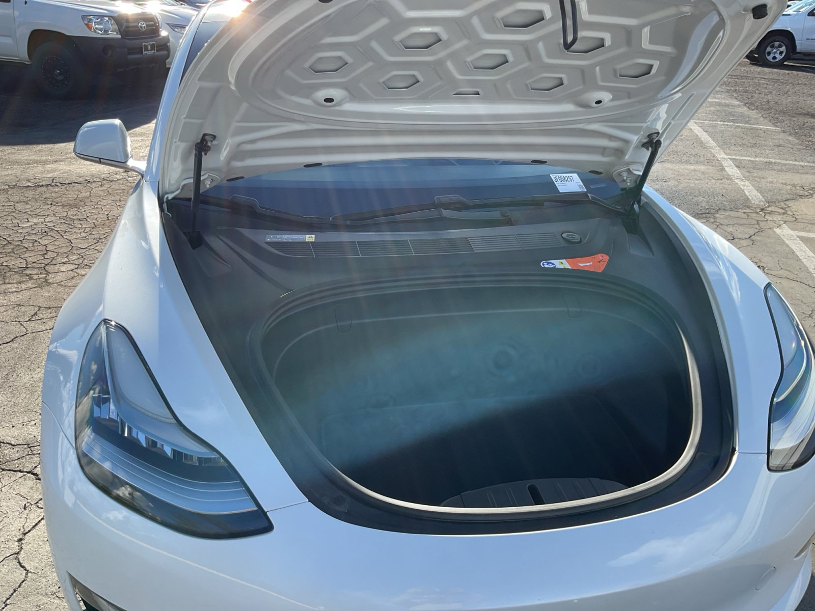 Used 2018 Tesla Model 3 Long Range RWD image 22