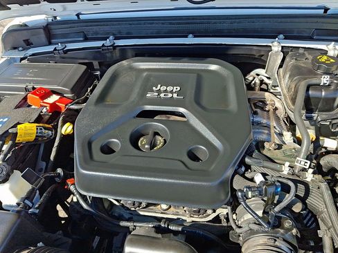 Used 2021 Jeep Wrangler Unlimited Sport image 30