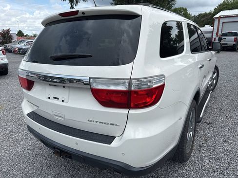 Used 2011 Dodge Durango Citadel w/ Trailer Tow Group IV RWD image 7