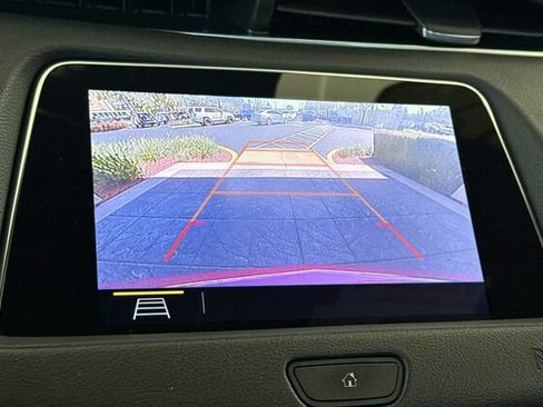 Used 2019 Cadillac XT4 Sport FWD image 19