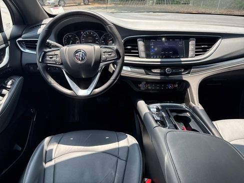 Certified 2024 Buick Enclave Premium image 24