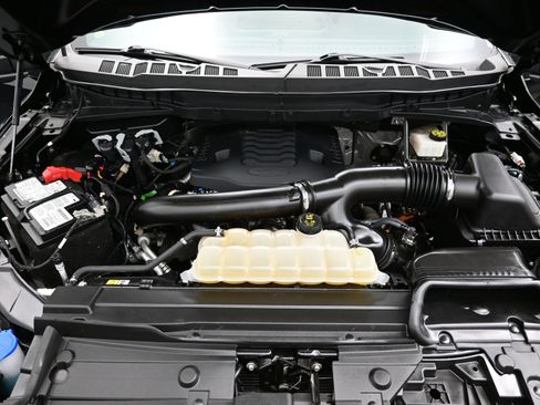 Used 2022 Ford F150 XLT w/ Equipment Group 302A High image 7