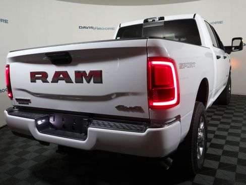 New 2026 RAM 2500 Big Horn AWD/4WD image 6