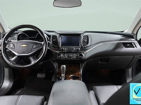 Used 2014 Chevrolet Impala LT image 9