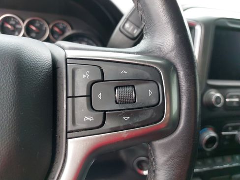 Used 2021 Chevrolet Silverado 1500 LT Trail Boss w/ Convenience Package II AWD/4WD image 19