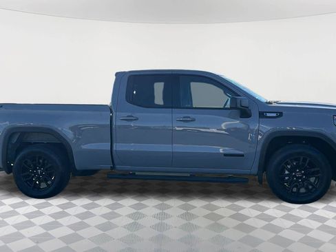 Used 2024 GMC Sierra 1500 Elevation w/ LPO, Elevation Black Package image 4