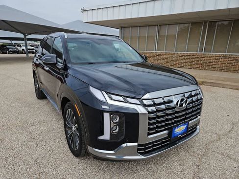 Used 2024 Hyundai Palisade Calligraphy AWD/4WD image 2