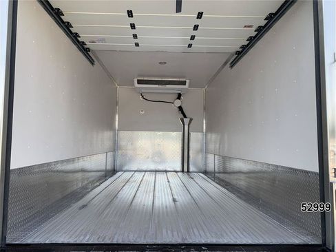 Used 2024 Ford F550 2WD Regular Cab Super Duty image 10
