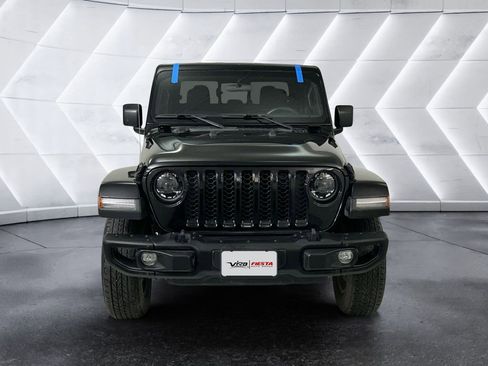Used 2023 Jeep Gladiator Sport S image 2