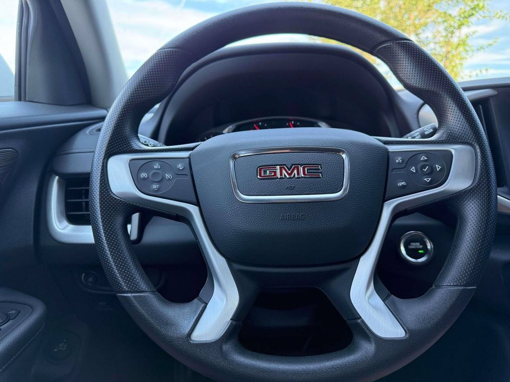 Used 2022 GMC Terrain SLE w/ Driver Convenience Package AWD/4WD image 16