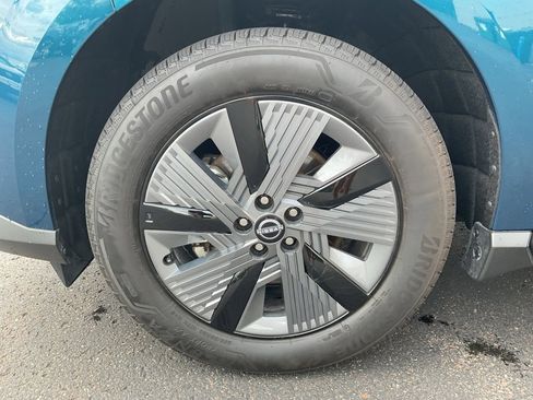 Used 2025 Nissan Murano SL image 9