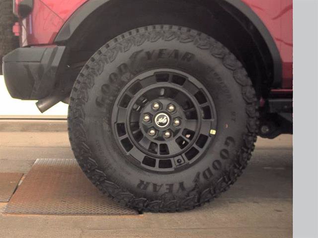 Used 2026 Ford Bronco Badlands w/ Sasquatch Package AWD/4WD image 9