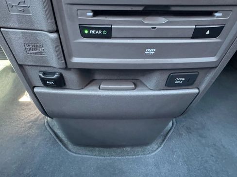 Used 2016 Honda Odyssey Touring image 14