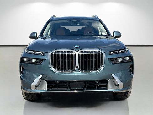Used 2026 BMW X7 xDrive40i image 8