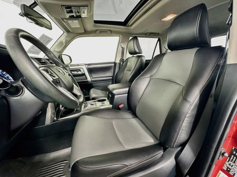 Used 2016 Toyota 4Runner 4WD image 21
