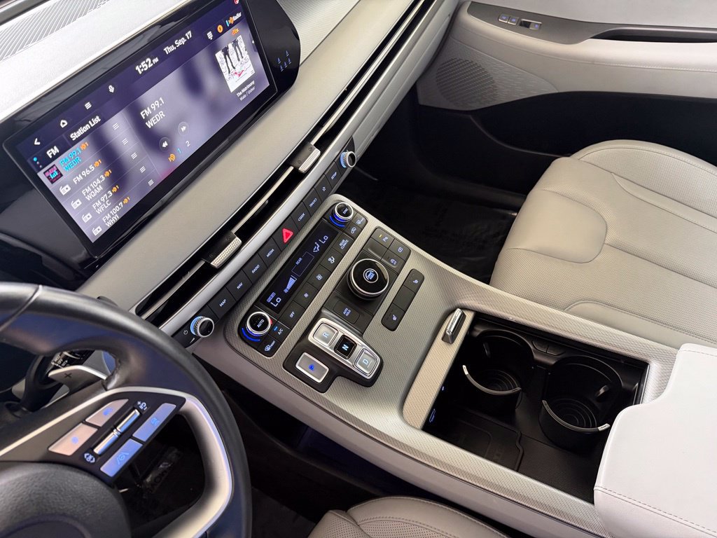 Used 2024 Hyundai Palisade SEL FWD image 48