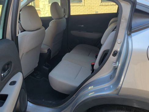Used 2019 Honda HR-V LX image 24