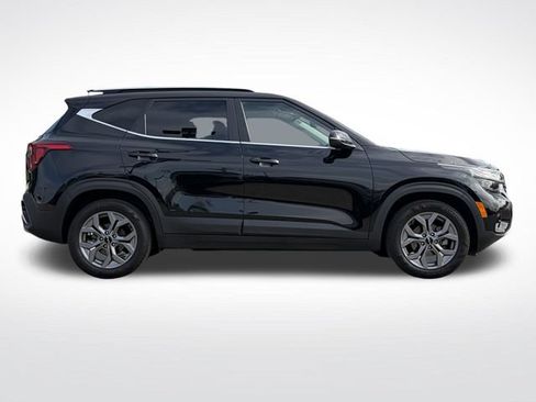 Used 2024 Kia Seltos S FWD image 26