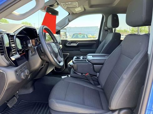 Used 2026 Chevrolet Silverado 1500 RST AWD/4WD image 16