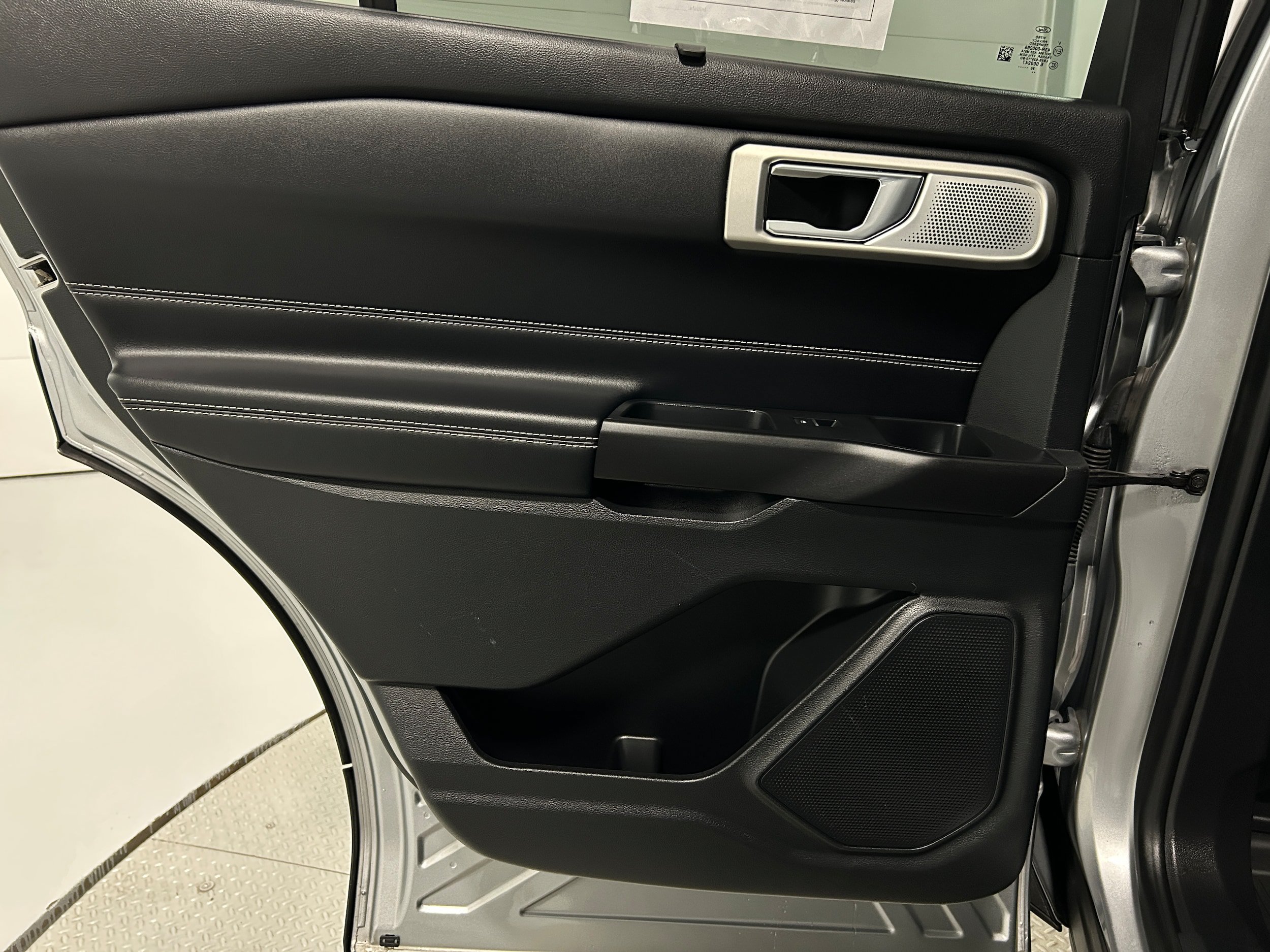 Used 2020 Ford Explorer ST w/ ST Street Pack AWD/4WD image 27