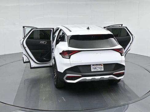 Used 2024 Kia Sportage EX image 38