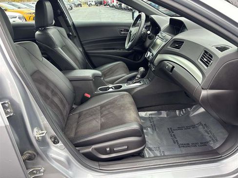 Used 2018 Acura ILX w/ Premium & A-SPEC Package image 17