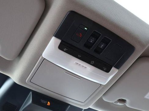 New 2026 Nissan Rogue Platinum AWD/4WD image 19