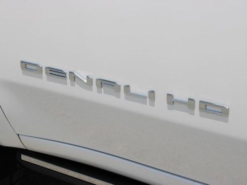 Used 2024 GMC Sierra 2500 Denali Ultimate w/ Max Trailering Package AWD/4WD image 20