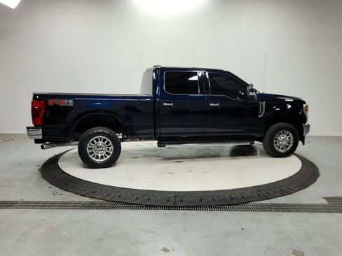 Used 2021 Ford F250 XLT w/ XLT Premium Package AWD/4WD image 16