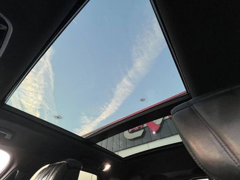 Used 2019 Land Rover Range Rover Sport HSE Dynamic image 27