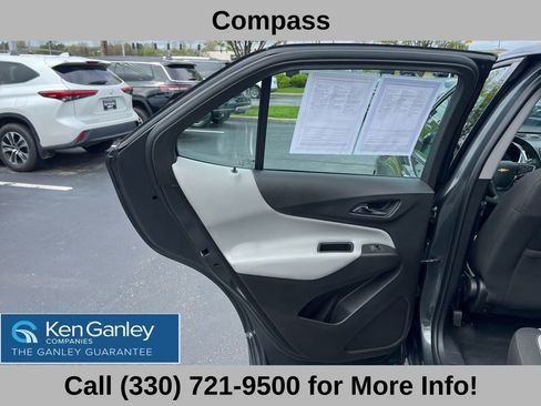 Used 2019 Chevrolet Equinox LS AWD/4WD image 46